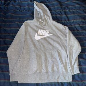 Nike Light Gray Sweatshirt